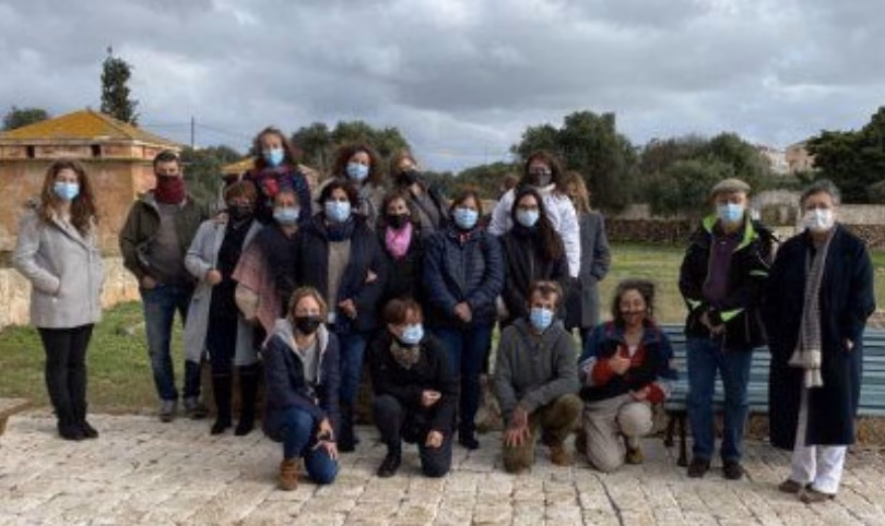 20 alumnos-trabajadores participan en el curso de atención sociosanitaria del Consell
