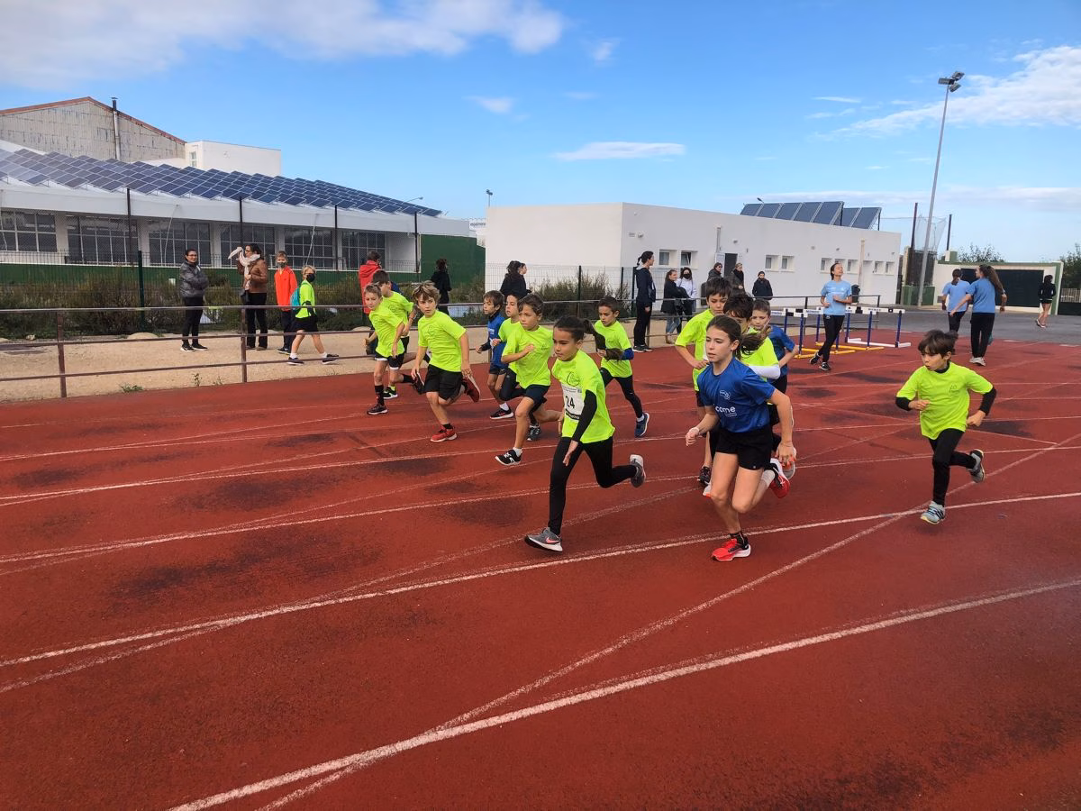(Fotos) Numerosa participación en el primer control de pista de invierno en Maó