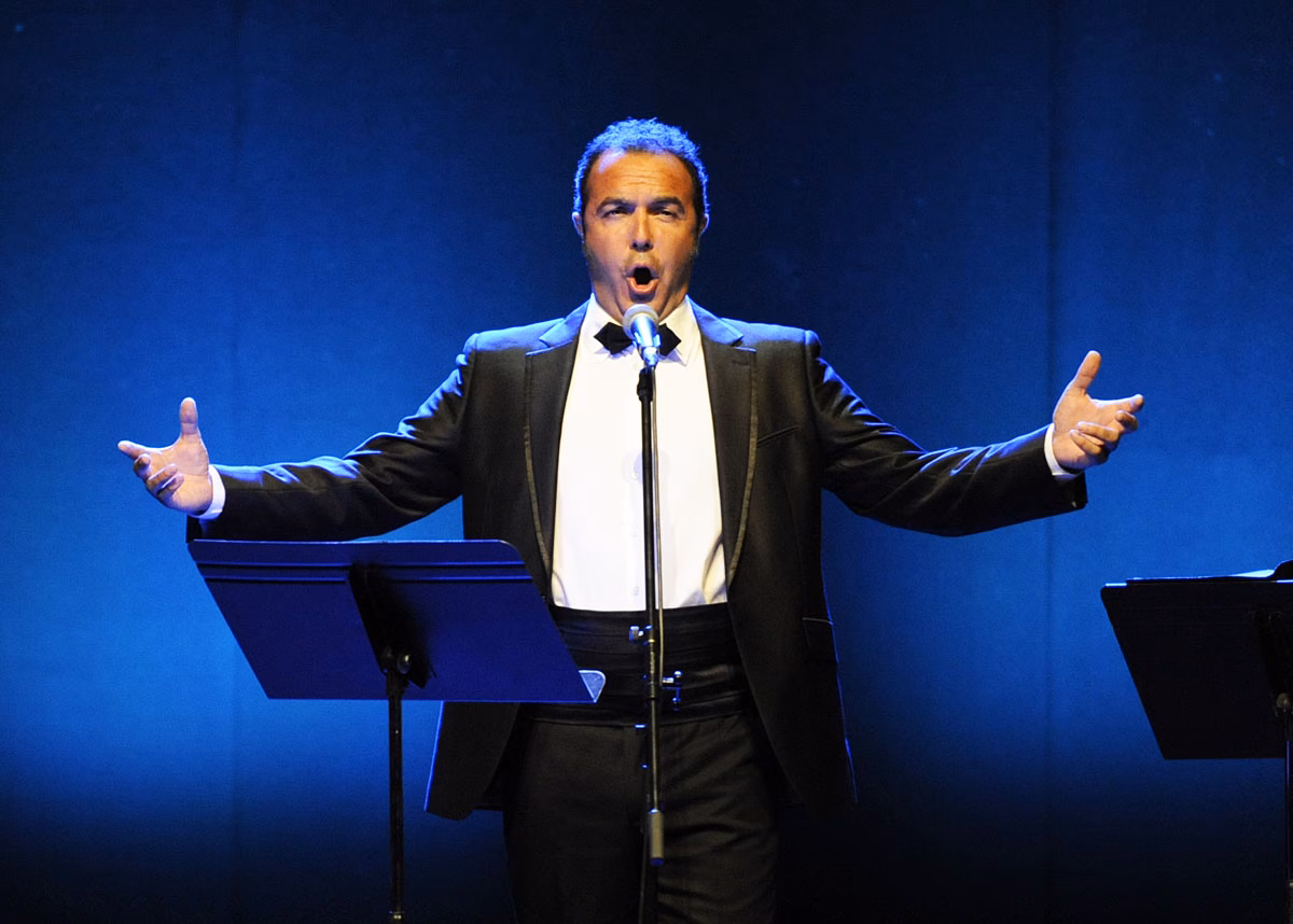 Simón Orfila gana el "Premio Ópera XXI" como mejor intérprete de la temporada 2023/24