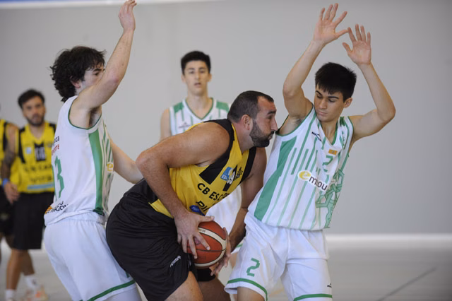 (Fotos) El Pinta B se deshace del Olivar