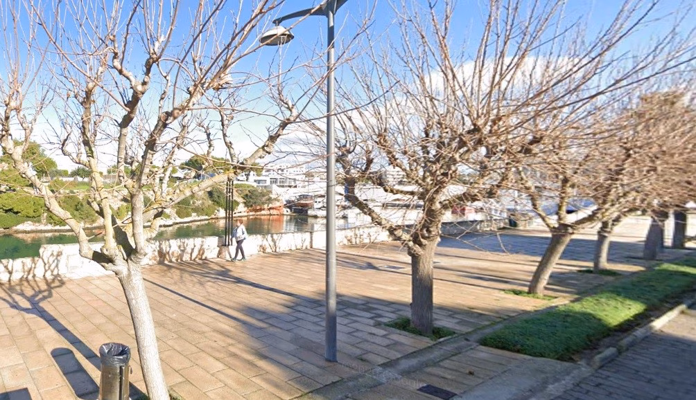 Ciutadella corta el tráfico en el Camí de Baix