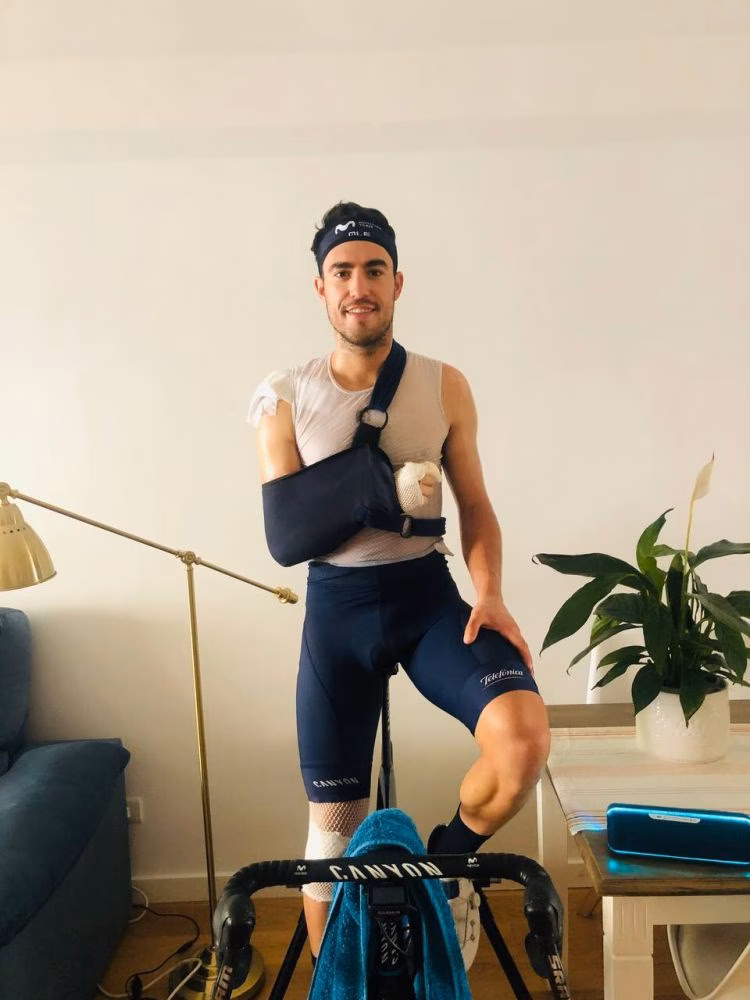 (La foto) Albert Torres vuelve a subirse a la bicicleta