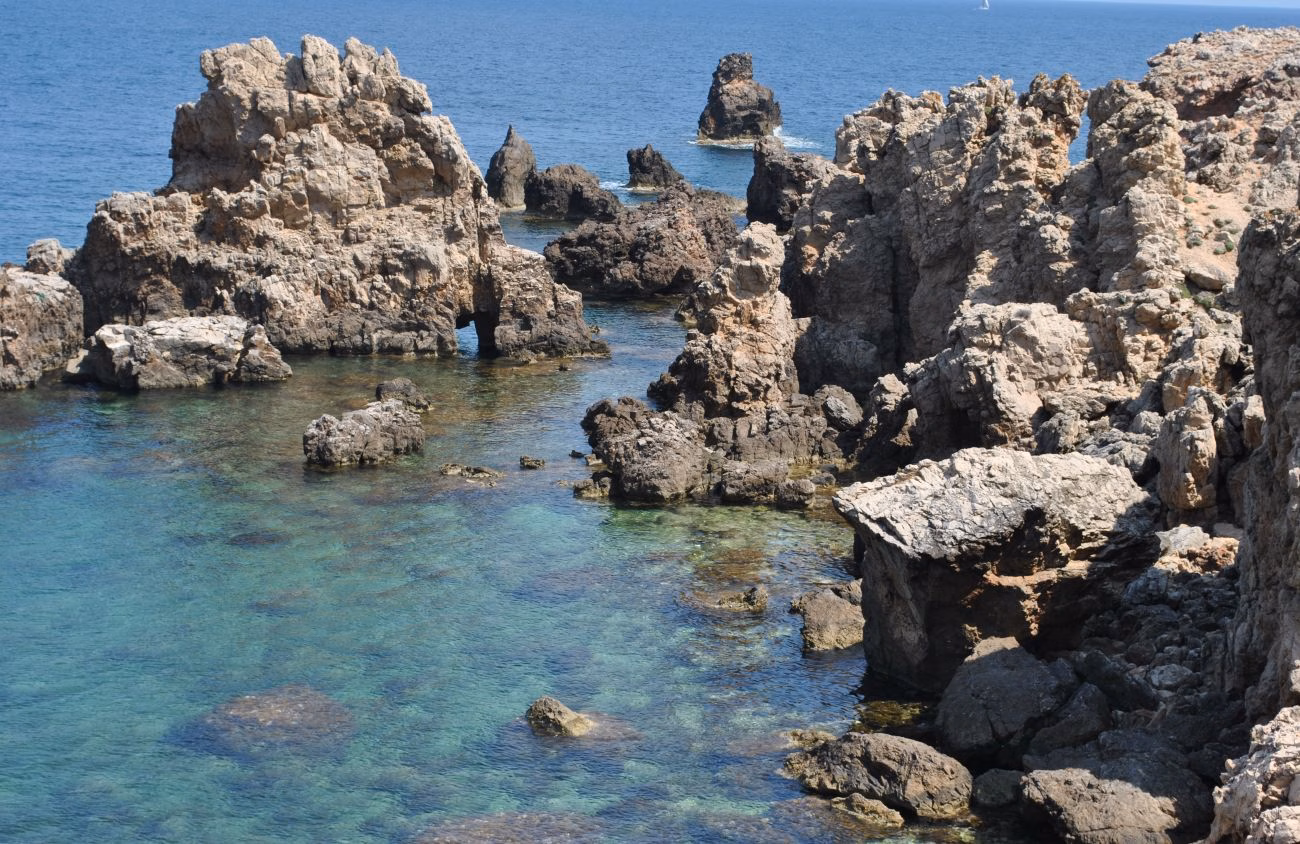 "Naufragar en Menorca", un evento Team Building para volver al trabajo con fuerza