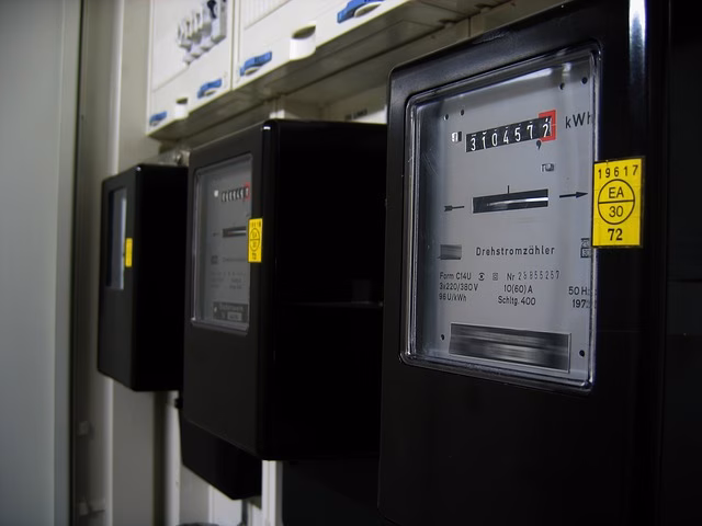 Obligados a revisar la factura de la luz
