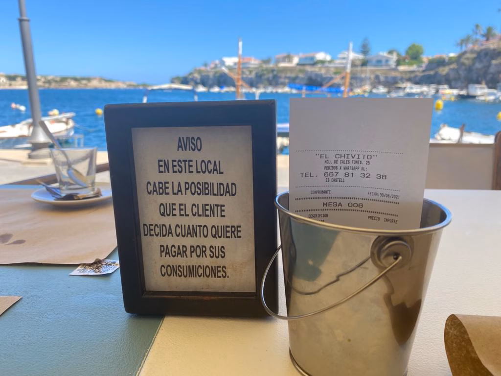 ¿Qué quieres pagar por tu consumición? El original método de pago en Calesfons