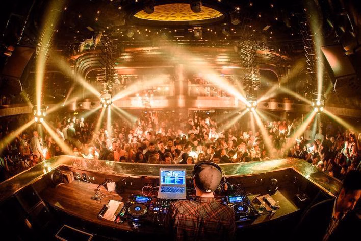 El Govern no permitirá el ocio nocturno