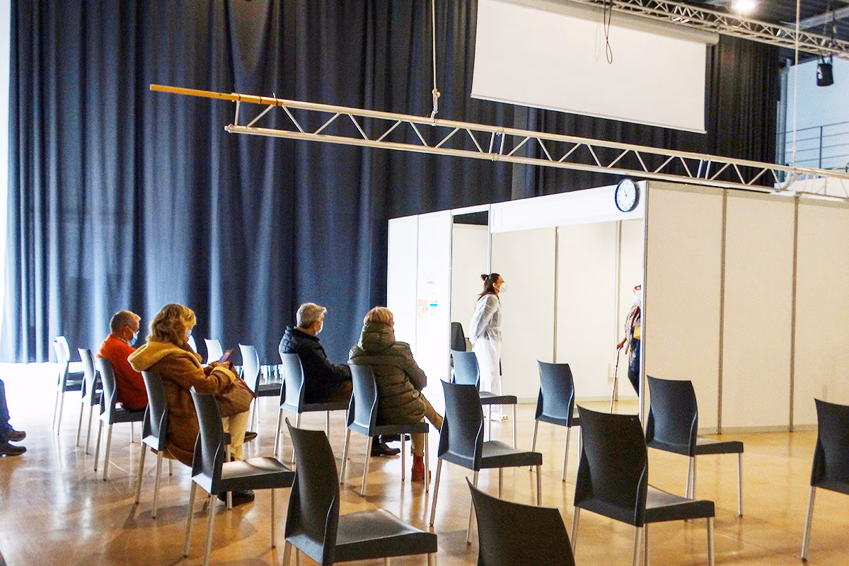 Salut abre la vacunación a los menorquines de entre 50 y 54 años