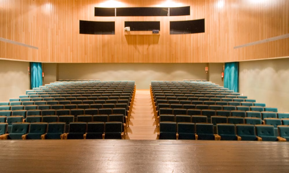 Isabel González gana el premio de Teatro Breve del Orfeón 2021