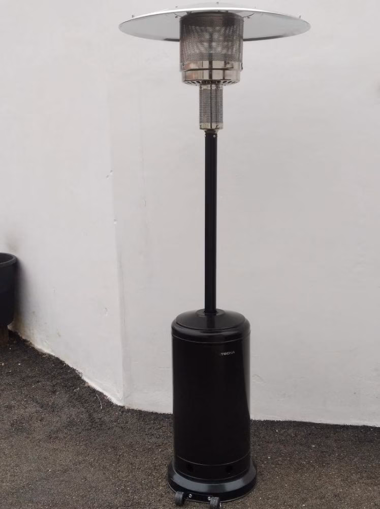 Es Mercadal cede estufas de exterior a bares y restaurantes del municipio