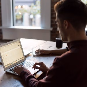 Una de cada dos ofertas de trabajo en España ya son ocupaciones digitales