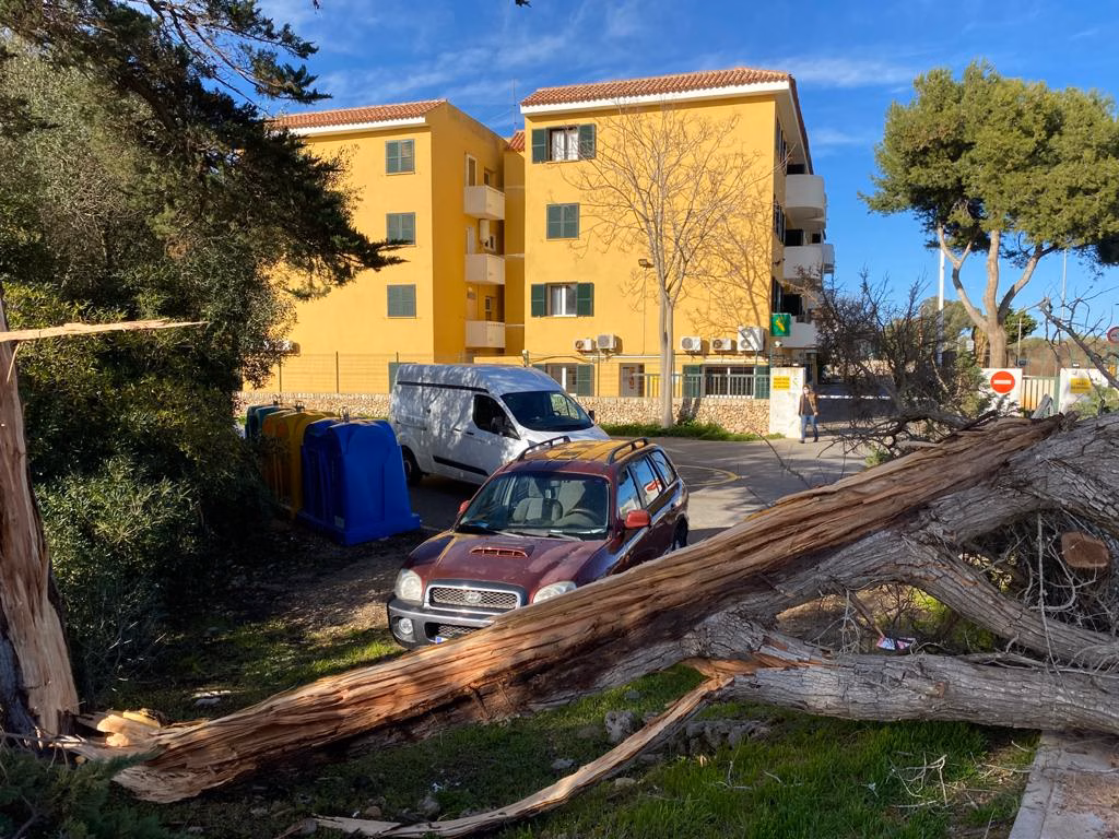 (Fotos) Huracán de incidentes