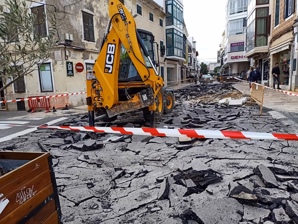 Obras en el centro de Maó
