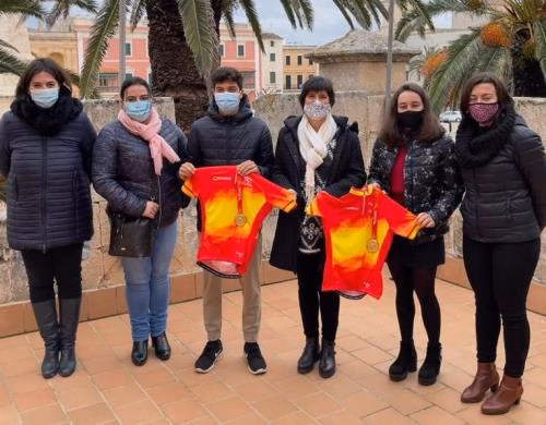 Ciutadella felicita a Francesc Barber y Núria Bosch, campeones de España de BTT