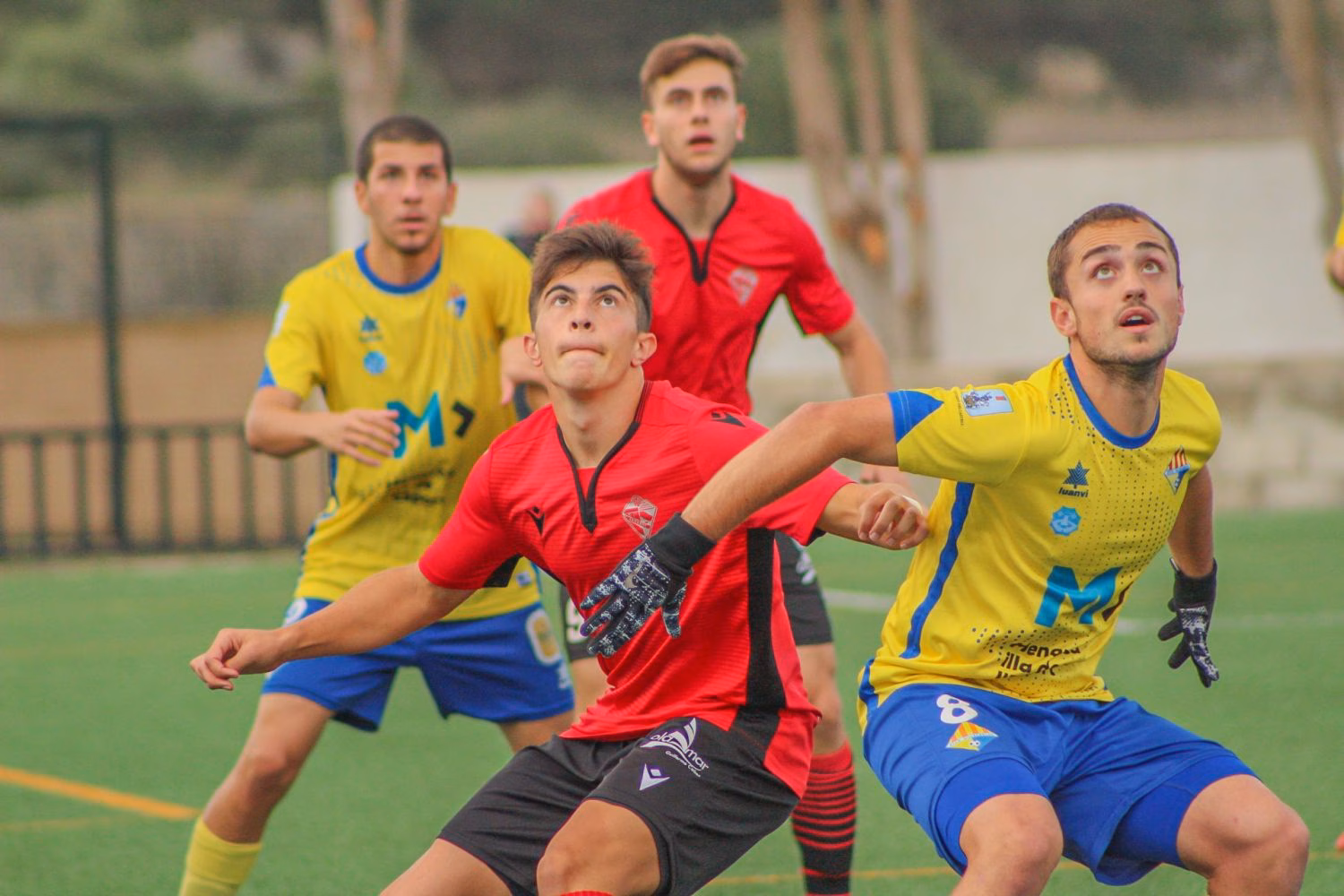 (Fotos) El Atlético Villacarlos empata en los postres