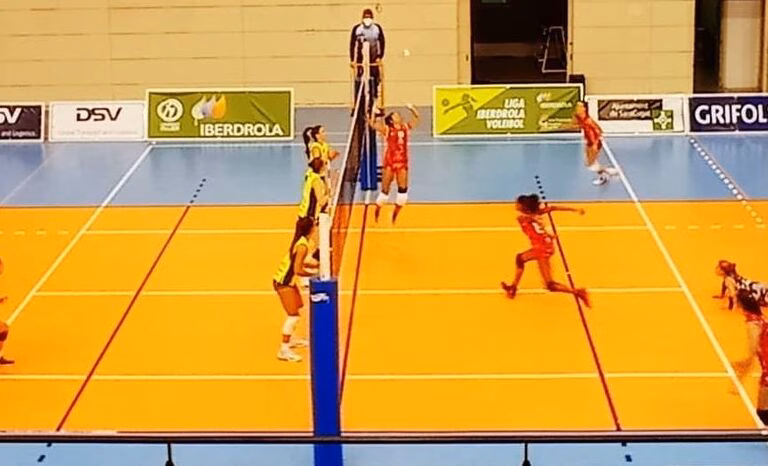 El Avarca se despide de Barcelona con derrota