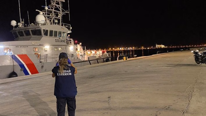 Llegan 9 pateras con 128 migrantes a las costas de las islas