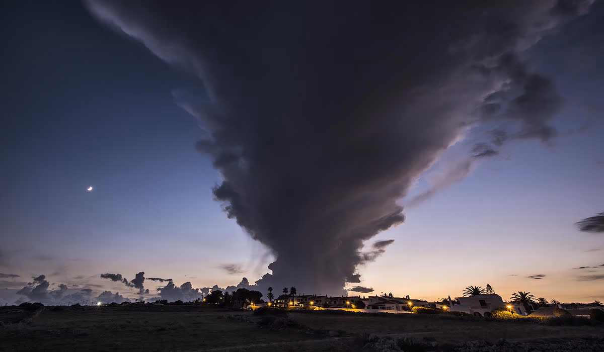 Menorca entra en alerta naranja ante la amenaza de fuertes tormentas