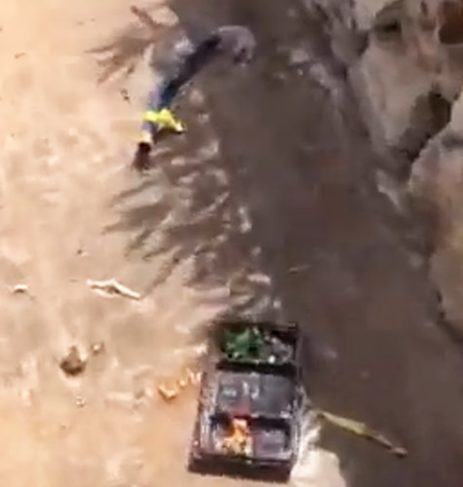 (Vídeo) Denuncian la basura que lanzan algunos visitantes en Cala Binidalí