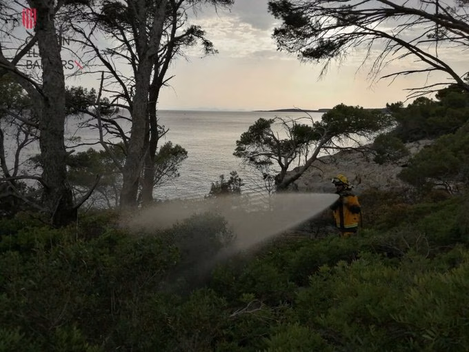 Dan por extinguido el fuego de s'Heretat des duc