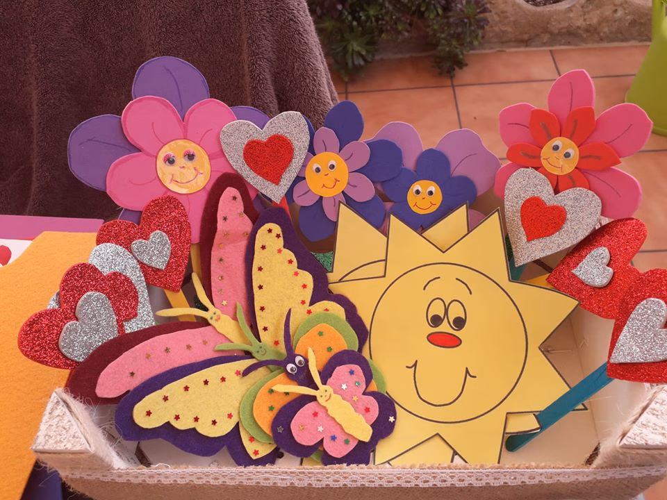 Es Castell organiza actividades para celebrar el Día del Libro desde casa