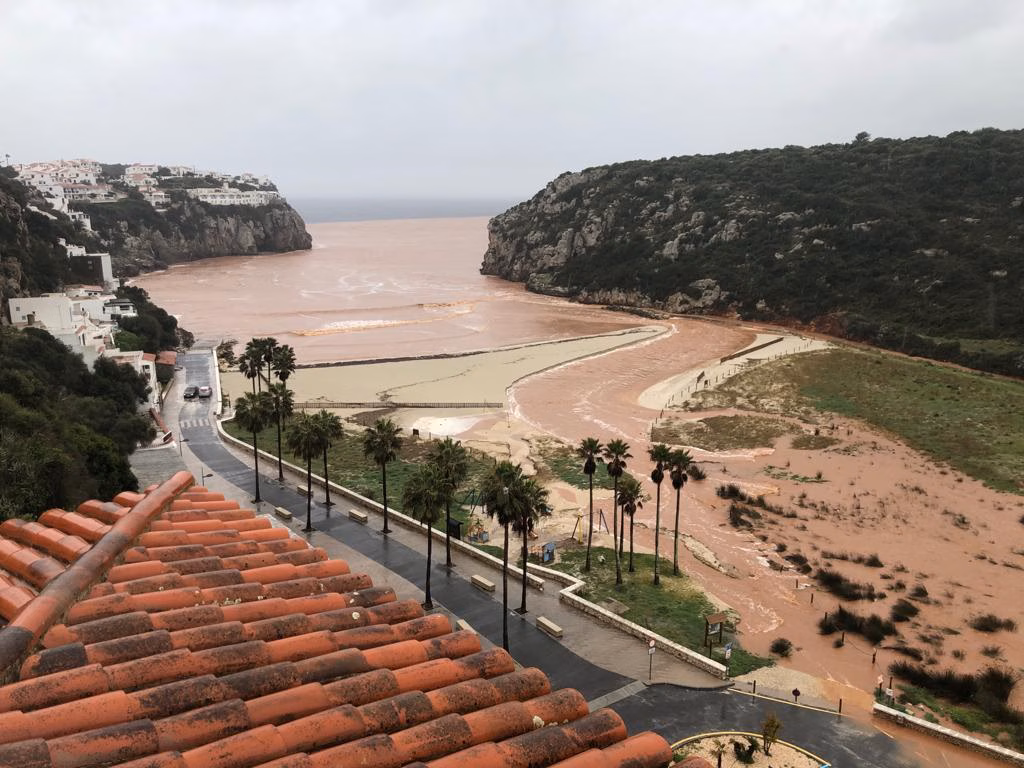El Govern pide ayuda al Estado para las zonas dañadas por el paso de "Gloria"