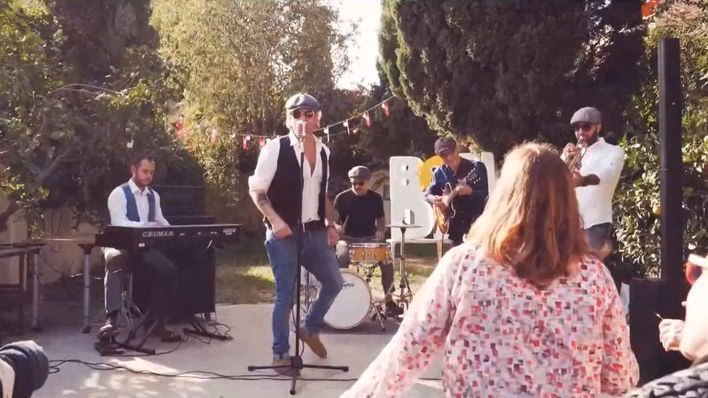 La OCB lanza un vídeo para promover el uso del catalán