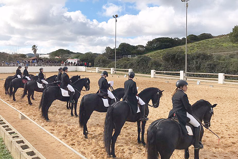 (Fotos) Doma para dar la bienvenida a Sant Antoni