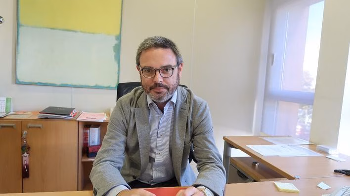 Habrá cierres y multas a las salas de juego en las que entren menores