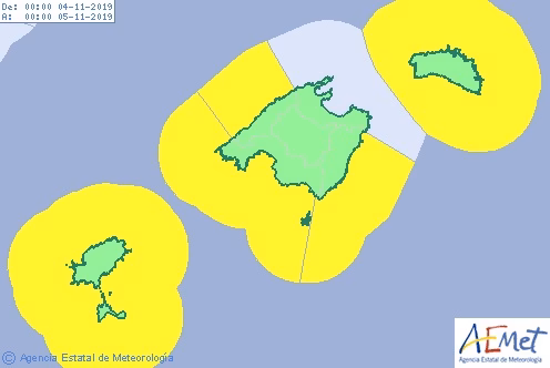 Comienza la semana con alerta amarilla en Menorca por viento y olas de 4 metros