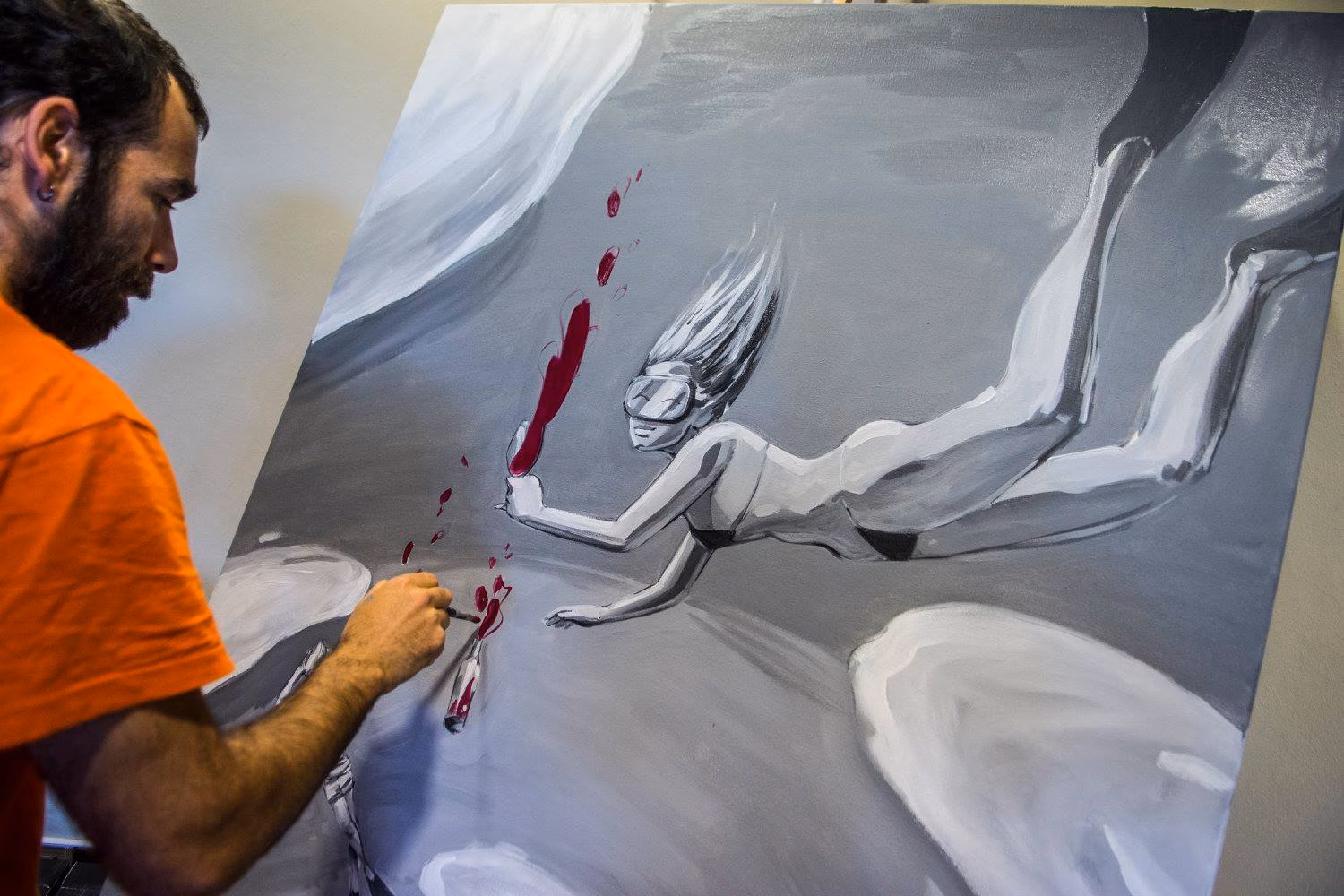 Mínima energía, máximo desorden: la exposición de Miguel Abellán