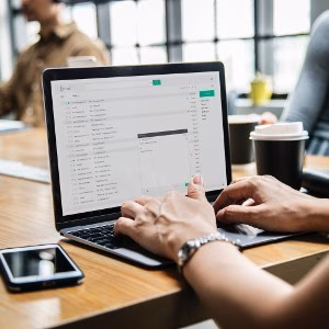 Aumentan los ataques de spam y phishing desde páginas web legítimas