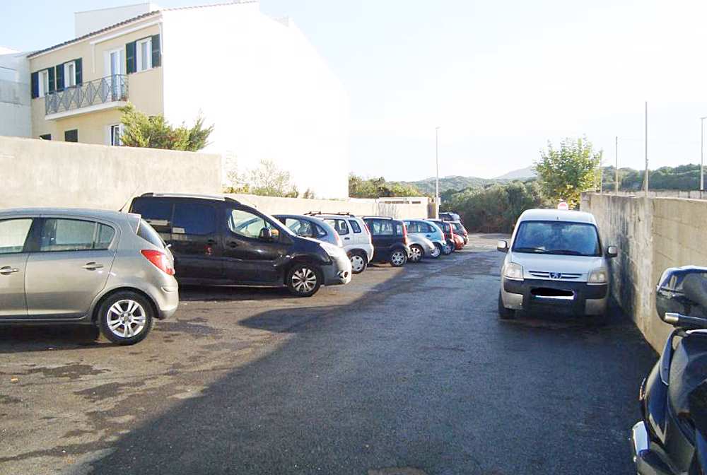 Adecuación del aparcamiento de la Avenida del Mar de Es Migjorn Gran