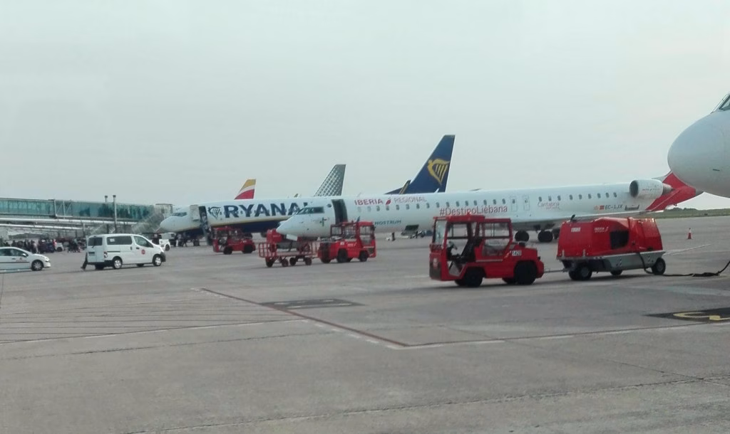 70.000 personas pasarán por el aeropuerto de Menorca este fin de semana