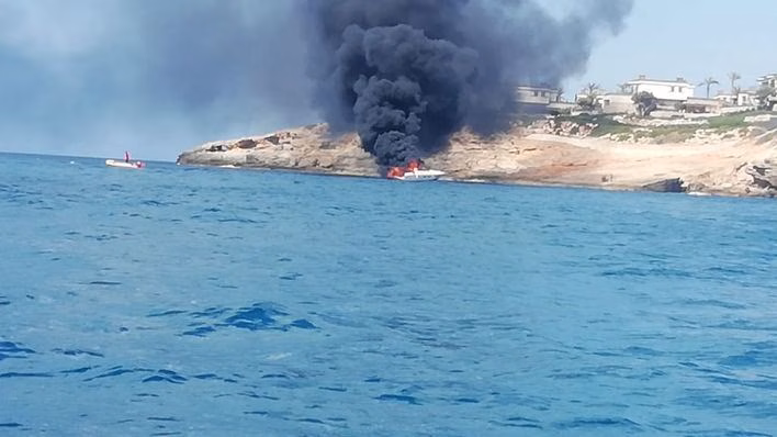 Un herido grave en la explosión de un barco en Port Adriano