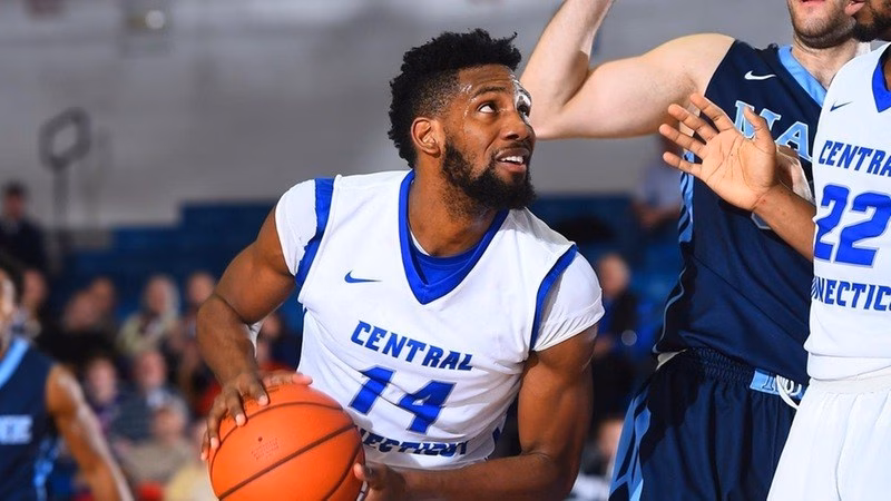 Deion Bute, intimidación para el Hestia Menorca