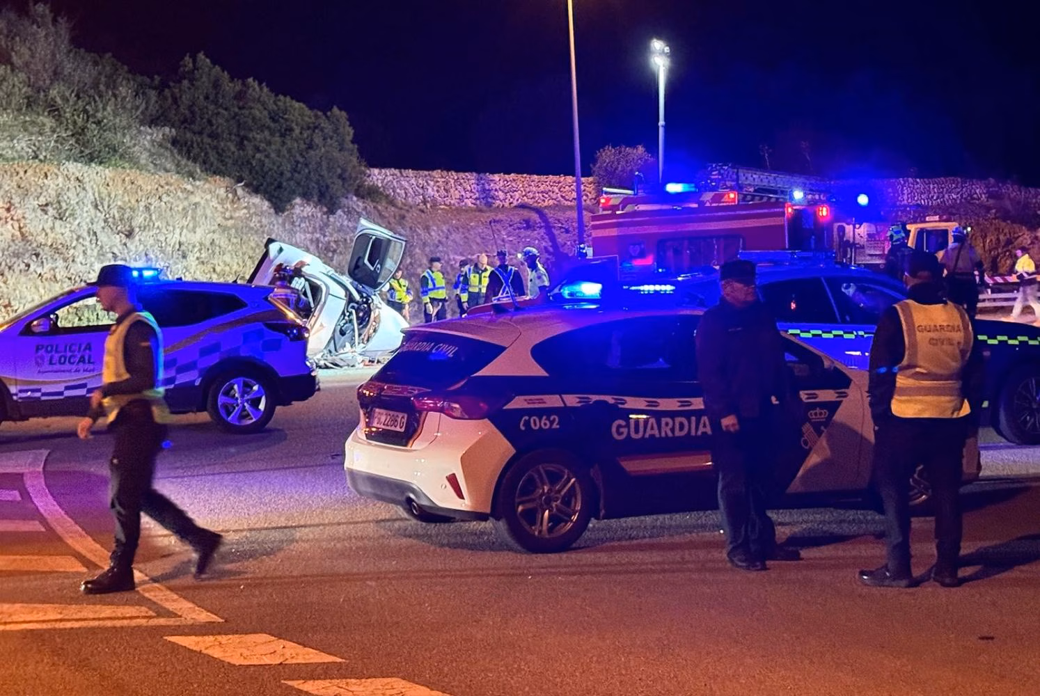 (Actualización) Un trágico accidente en la ME-14 se cobra la vida de seis personas