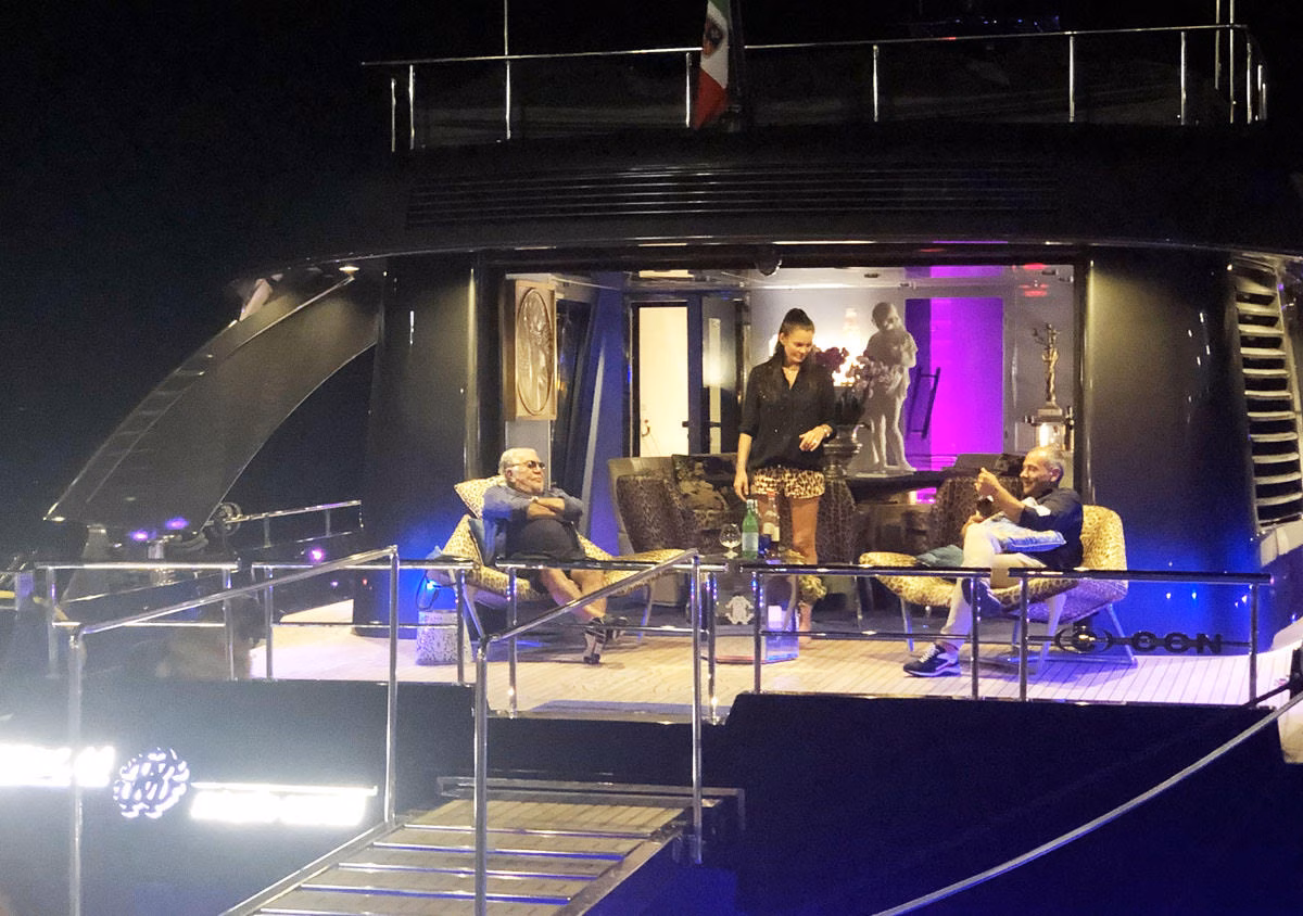 (Fotos) Roberto Cavalli descansa en el puerto de Maó con su nuevo yate