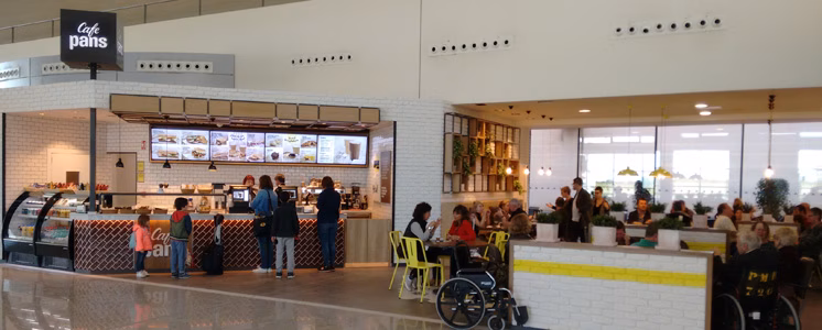 Aena prevé que 132.114 pasajeros pasen por el aeropuerto de Menorca