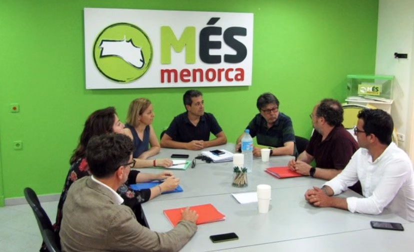 Més decidirá si continua en el gobierno insular en una asamblea