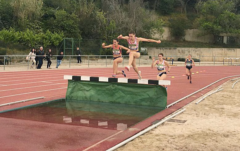 Marina Bagur bate el récord de Balears de los 3.000 obstáculos