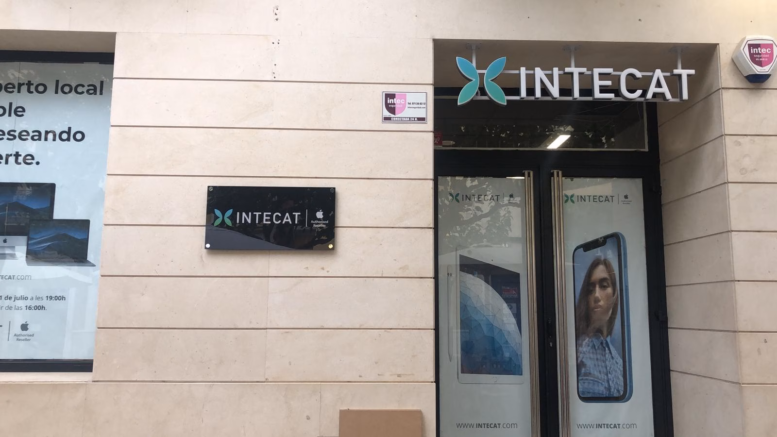 Intecat abre su primera tienda en Menorca