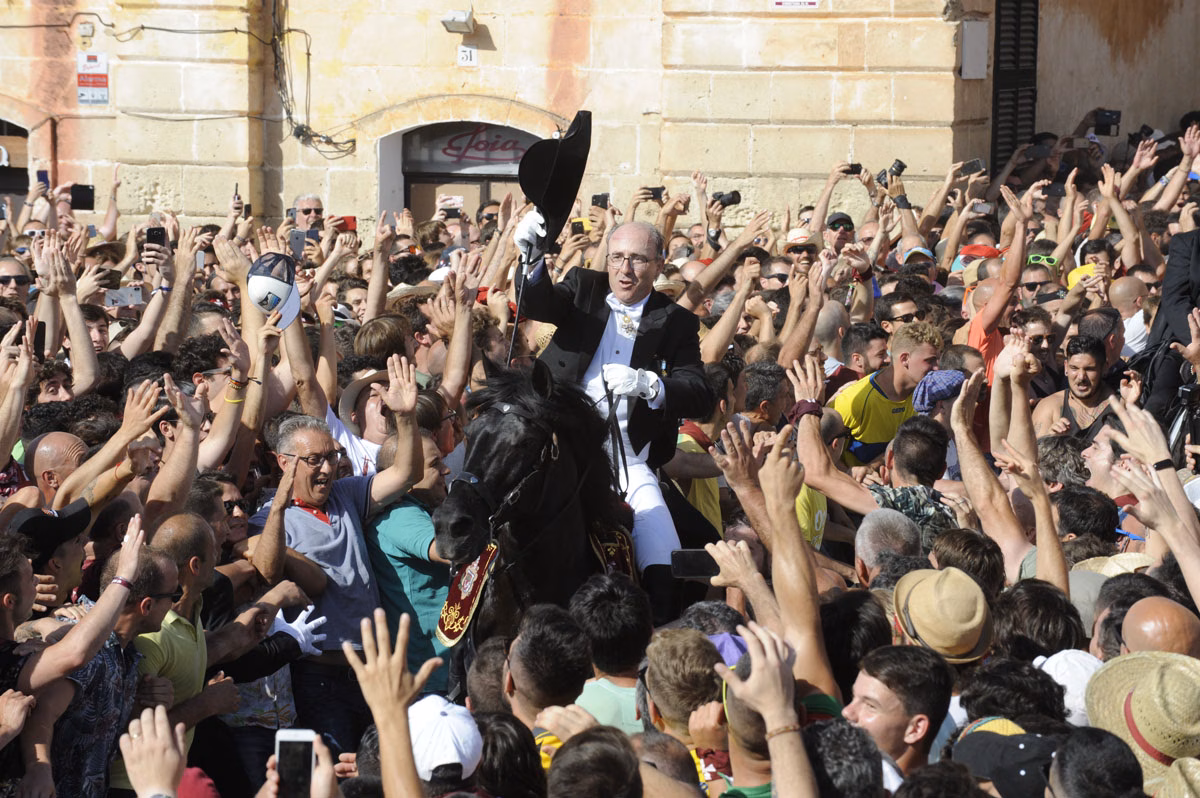 Una entrada complicada del Caixer Senyor inicia el Caragol des Born