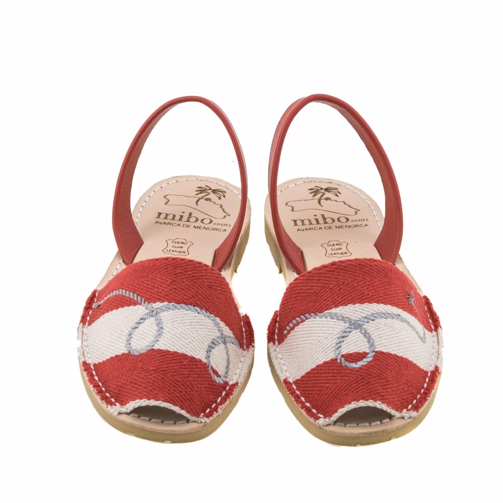 MIBO presenta su colección para este verano