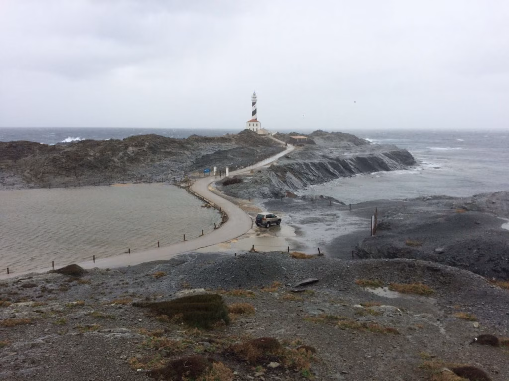 Favaritx tendrá un aparcamiento para coches este mismo verano