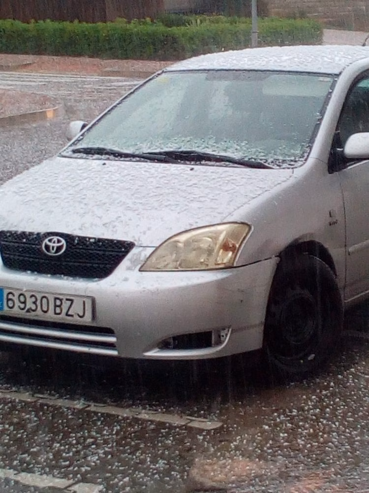 (Vídeo) Lluvia y granizo en Maó