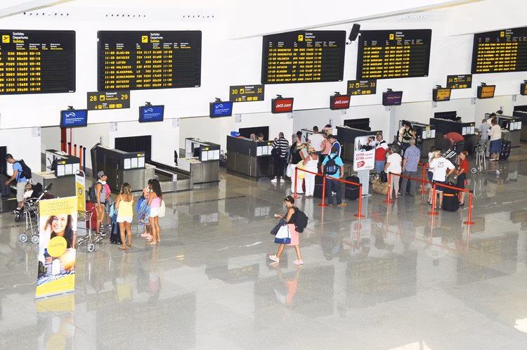 Vuelos a Barcelona por 20 euros y a Valencia por 25