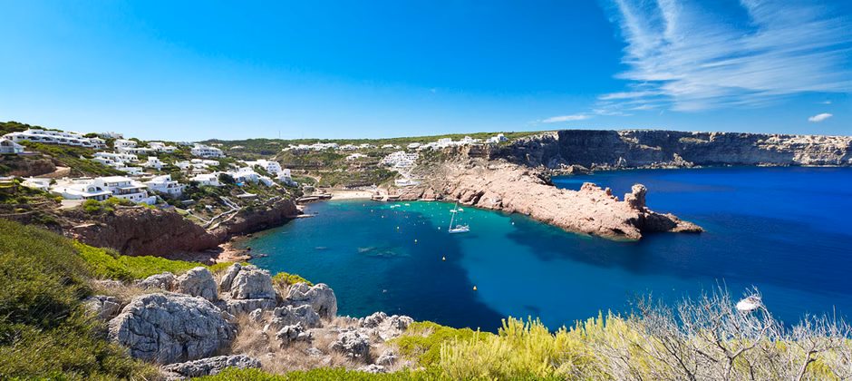 El Colegio de Arquitectos pide que se suspenda la aprobación del PGOU de Ciutadella
