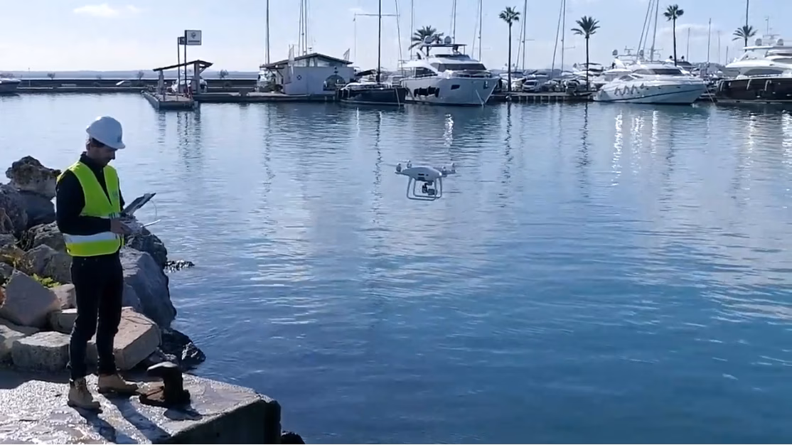 (Fotos) Drones para controlar el puerto de Maó