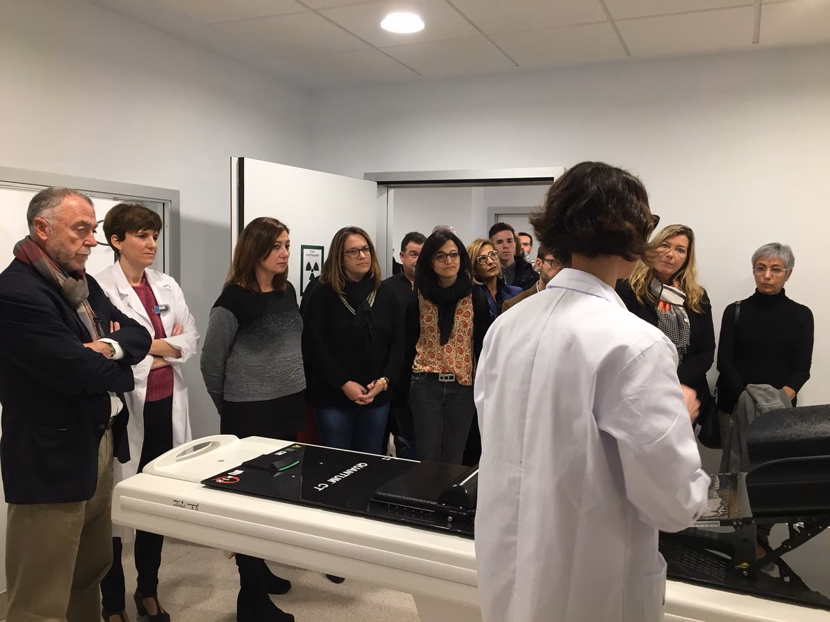 Salut invierte casi siete millones de euros para potenciar y ampliar la atención del cáncer de mama