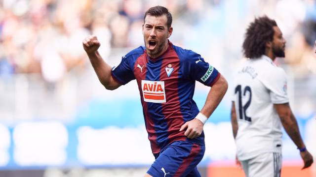 Muchas 'novias' para Sergi Enrich